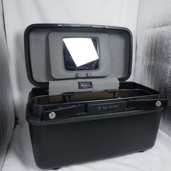 Samsonite Silhouette 5 Hard Cosmetic Train Case 1993 Key Mirror Tray Black - Picture 7 of 10